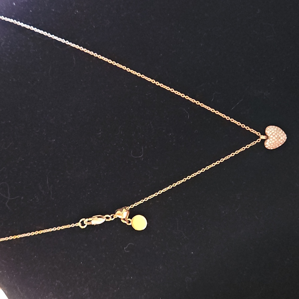 Michael Kors Gold Heart Pendant Necklace - Picture 5 of 8